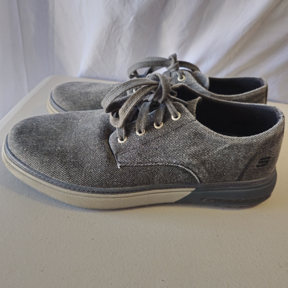 Skechers Men's Gray Casual Shoes Size 8.5